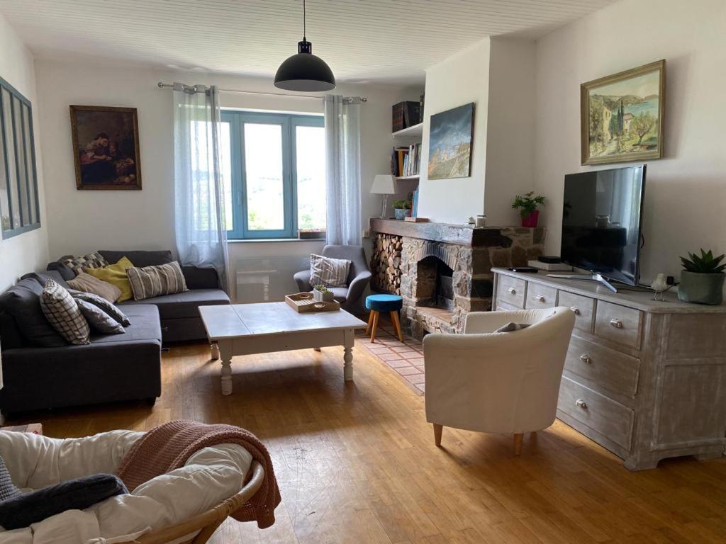 Maison Sur Cour Courzieu Eksteriør bilde